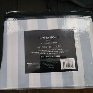 Blue and White 4-Piece Sheet Set